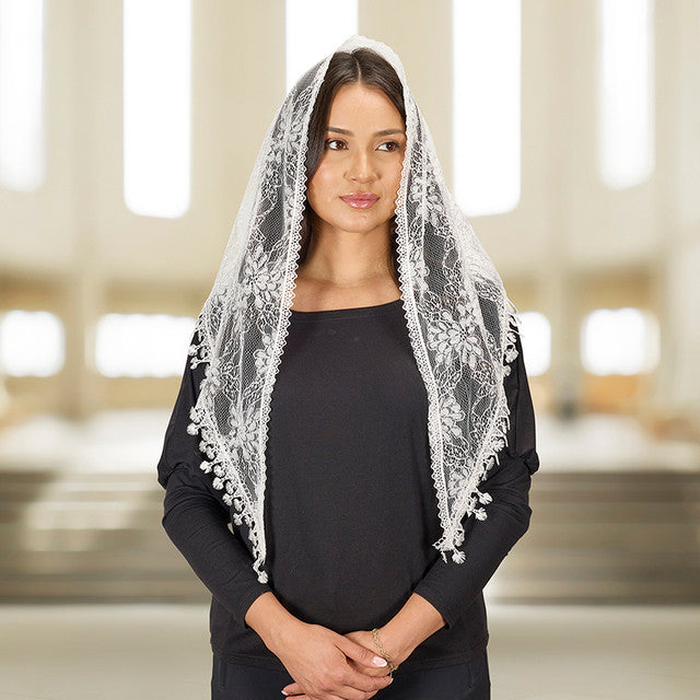 White Little Flower Chapel Veil