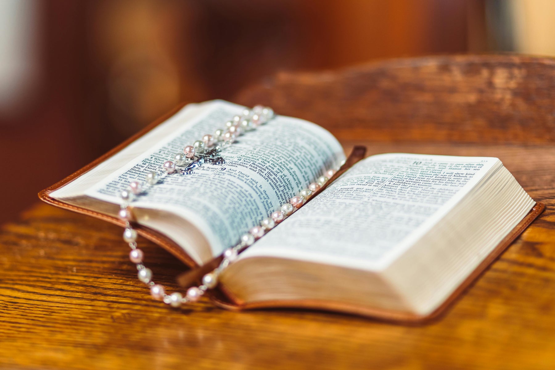 The Best Catholic Devotionals for Deepening Your Prayer Life