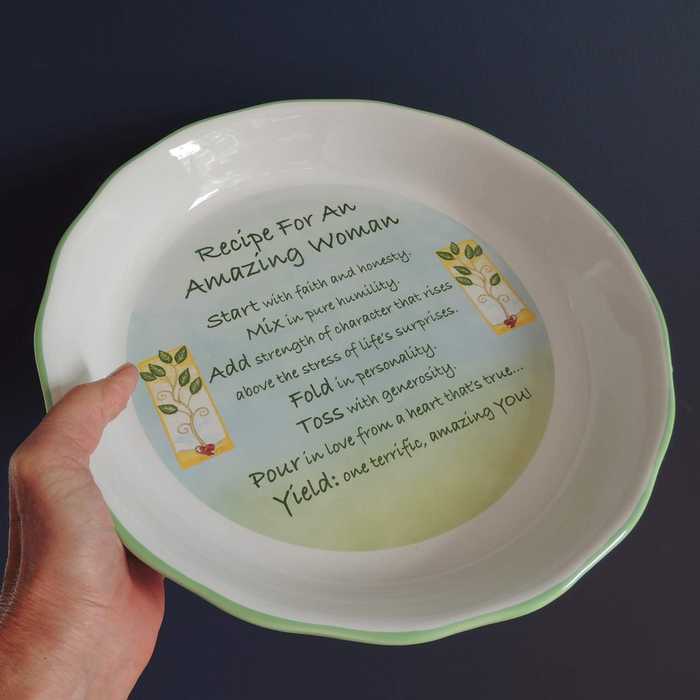 PIE PLATE - AMAZING WOMAN - 10.5"X2"